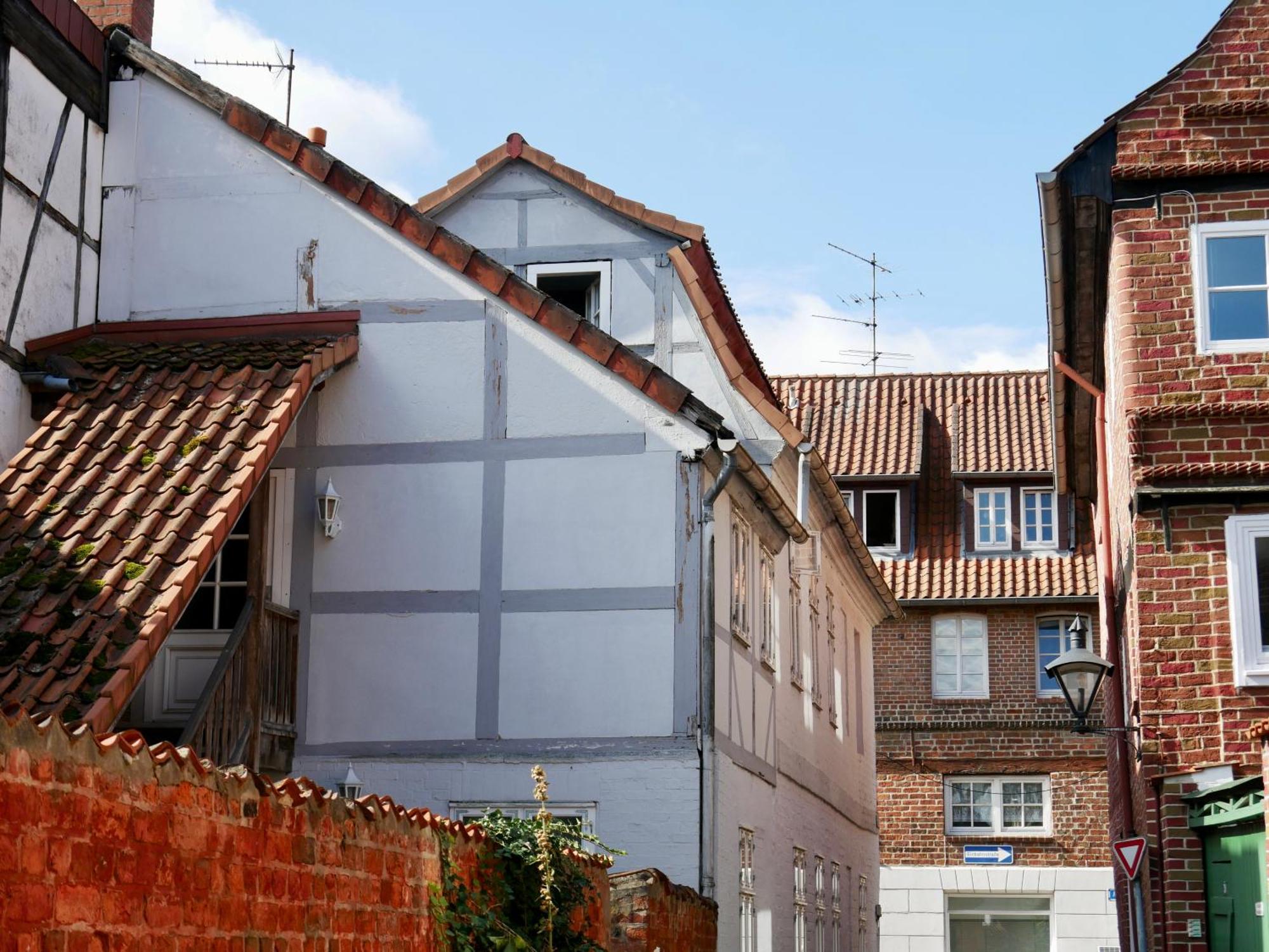 Zentrales Altstadt - Apartment In Lueneburg Mit Terrasse & Parkplatz Exterior foto